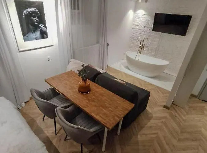 Apartment Munn 14 Z Ogrodem *